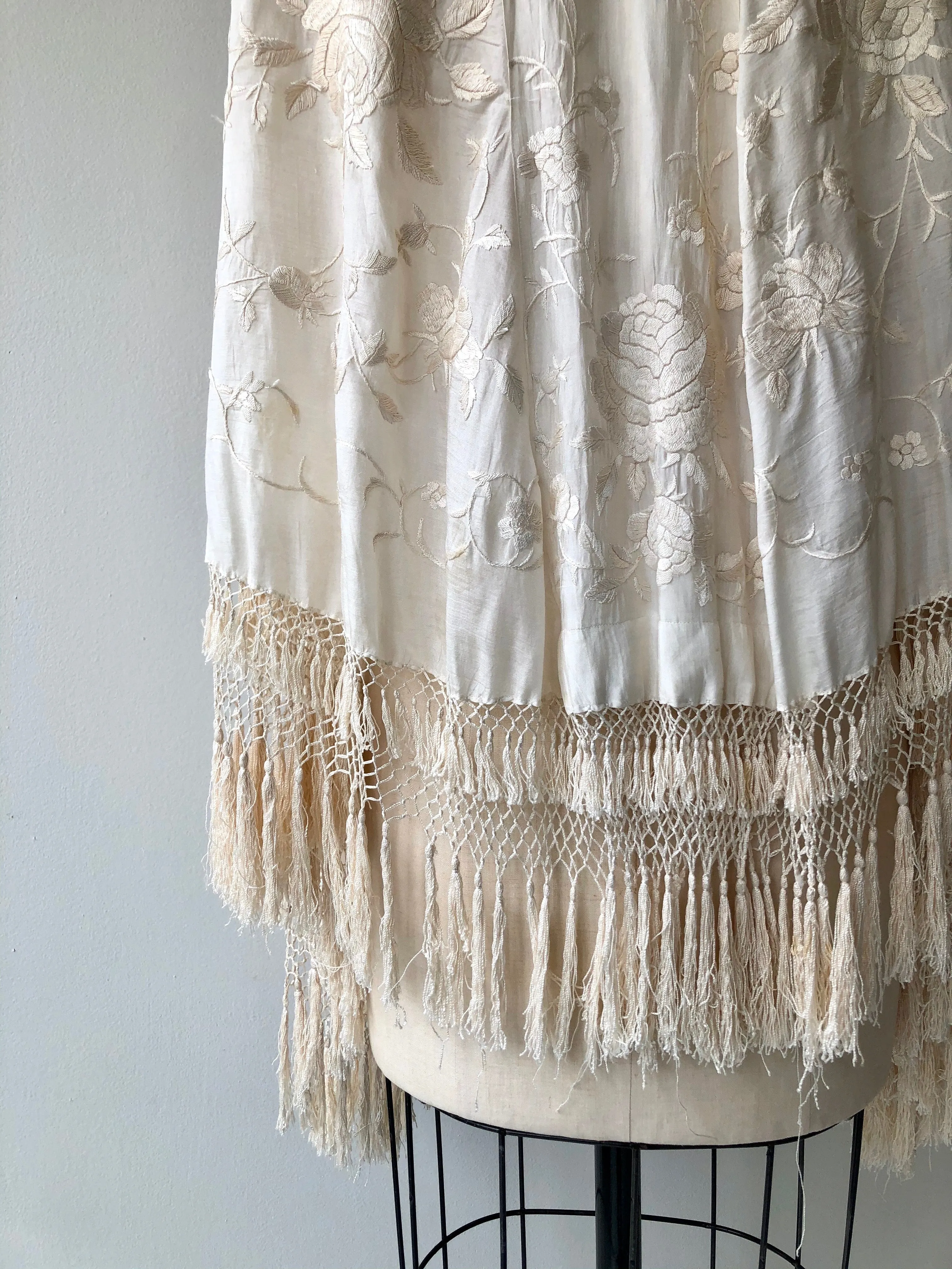 1920s Silk Embroidered Piano Shawl