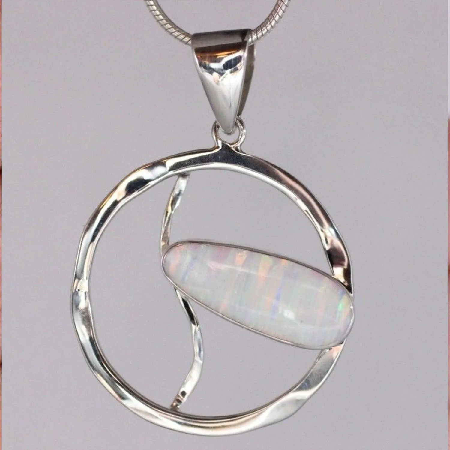 AAA Japanese Cultured Opal Pendant 925 Sterling Silver Necklace Jewellery