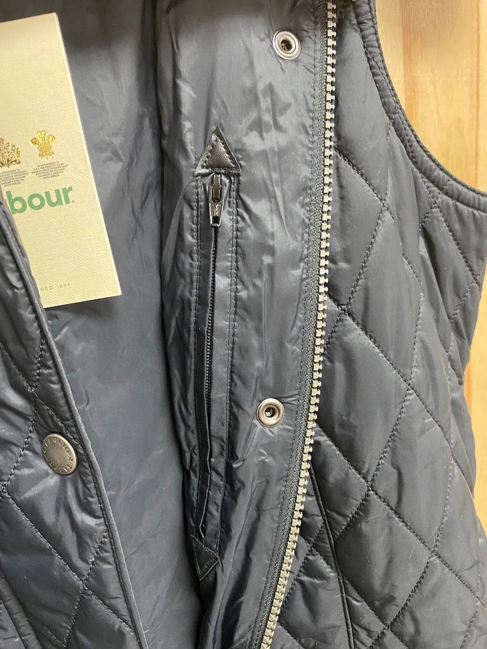 Barbour Women's FLYWEIGHT CAVALRY GILET - Black