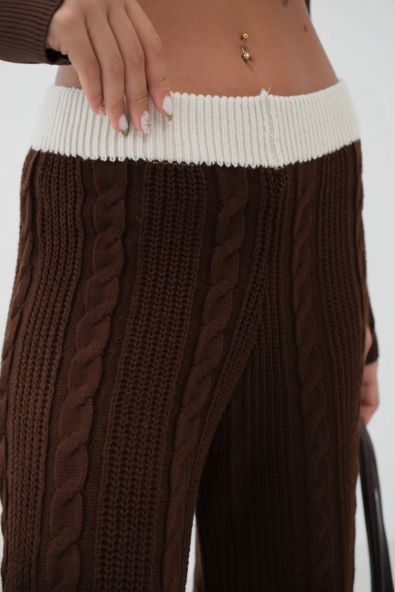 Belt Detail Wide Leg Knitted Trousers