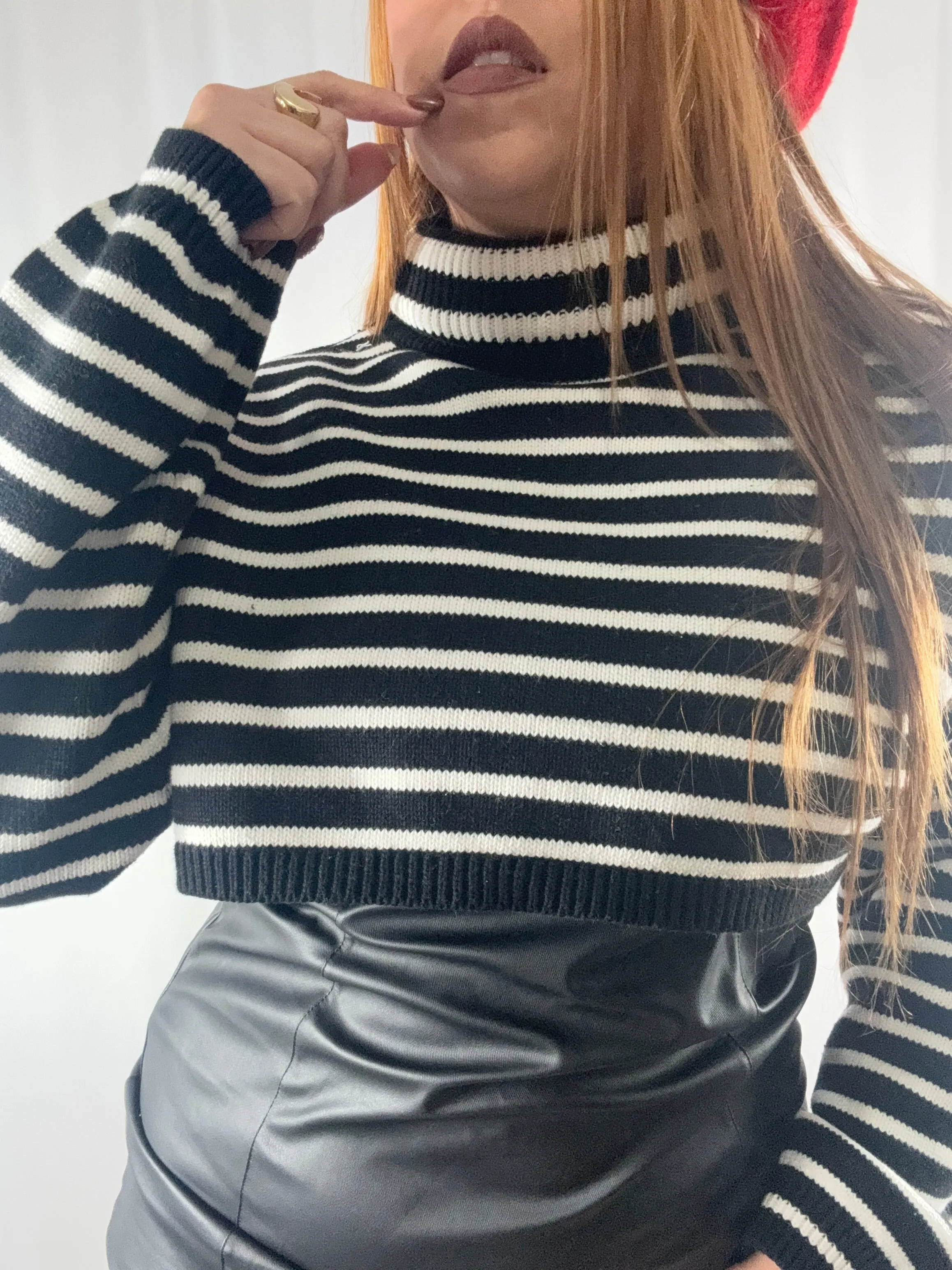 Black & White Stripes Crop Sweater