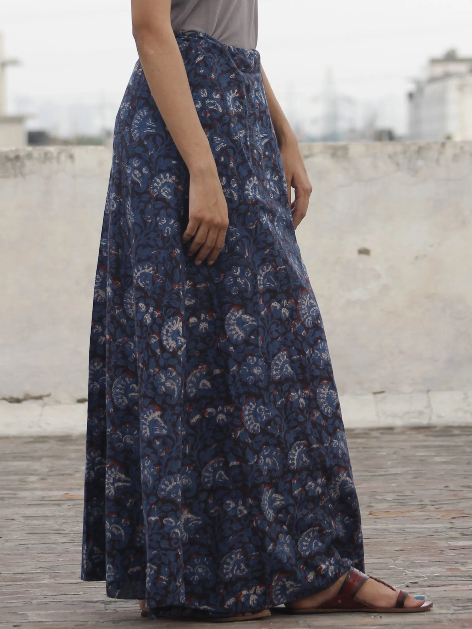 Hand Block Printed Wrap Around Skirt In Indigo Maroon Ivory - S40F001