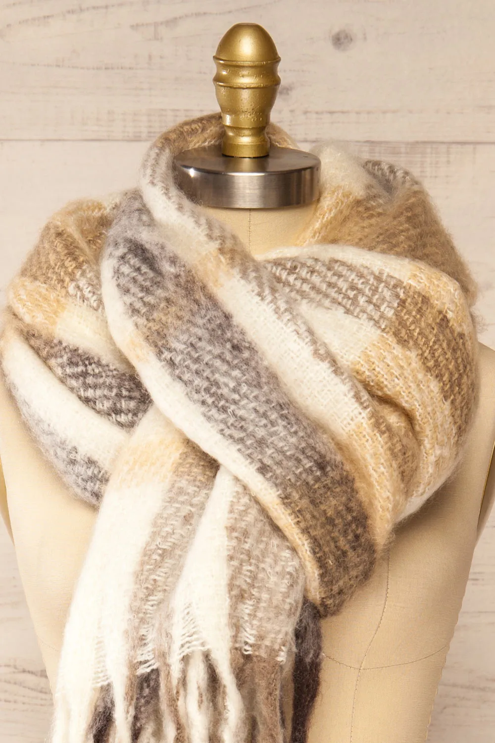 Lichfield Brown | Fuzzy Knit Plaid Scarf