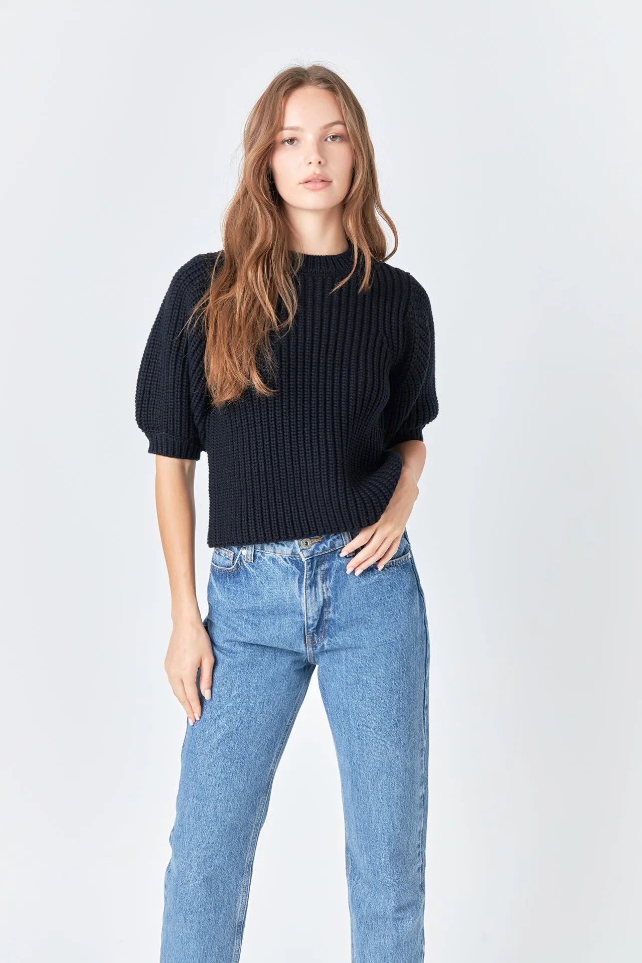 Round-neck Short Sleeve Knit Sweater