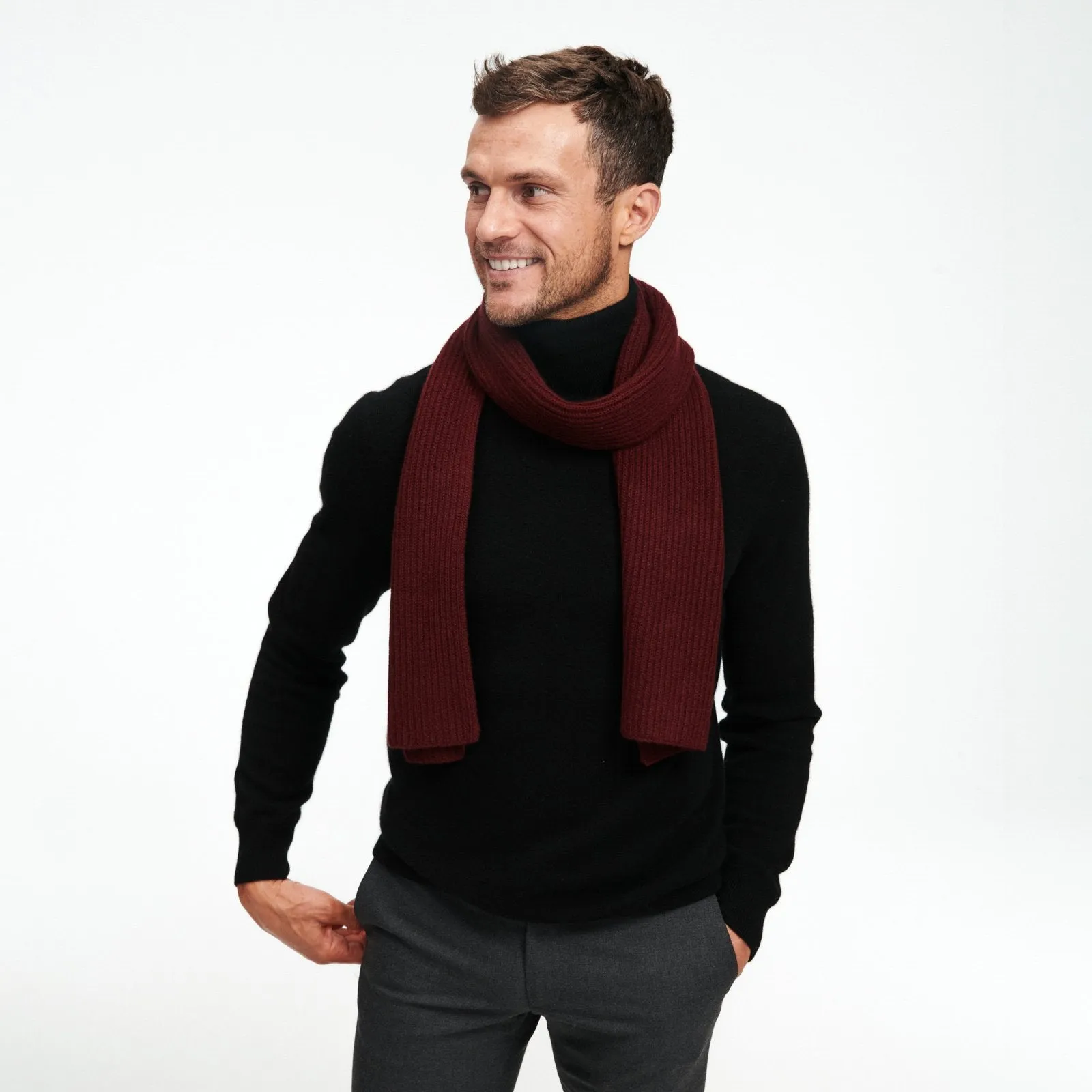 Signature Ribbed Cashmere Scarf