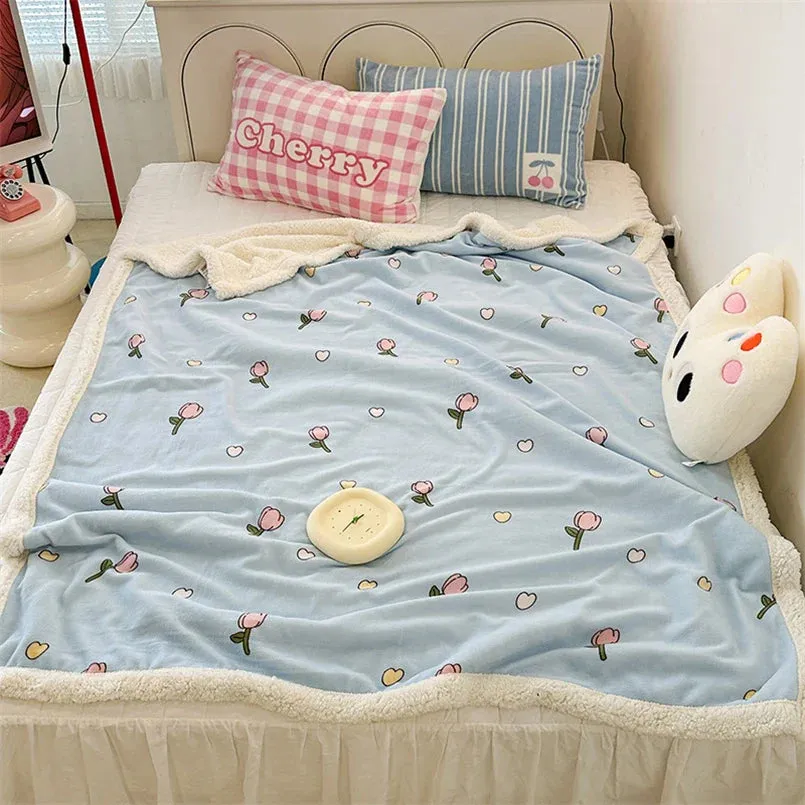 SINOTAO  -  Cartoon Lamb Fleece Office Nap Soft Shawl Blanket Warm Household Air Conditioning Sofa Cover Blanket All Seasons Universal